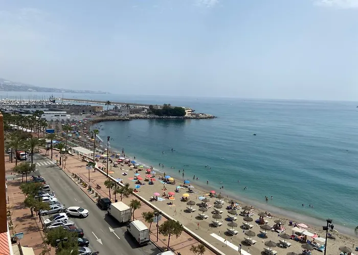 Апартаменти Mediterranean First Line Costa Del Sol